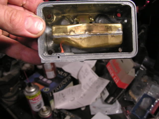 Illustration for article titled How To Rebuild An American V-8 Carburetor